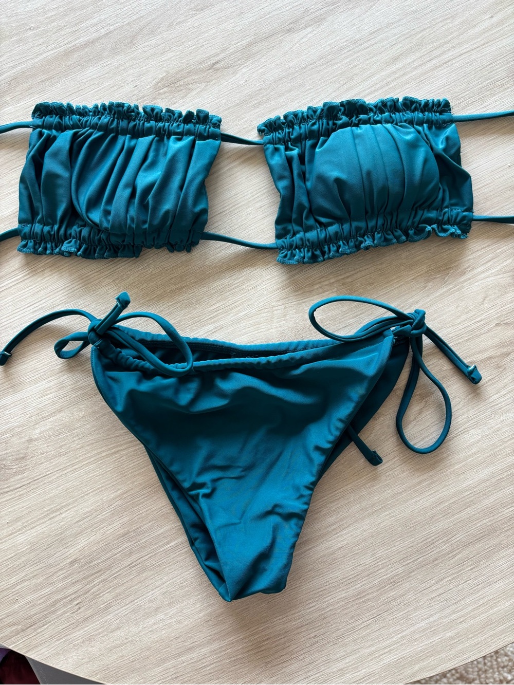 NWOT Emerald Ruched Strapless Bikini Set